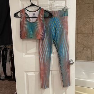 Festival leggings and crop top sports bra set NWOT size XS